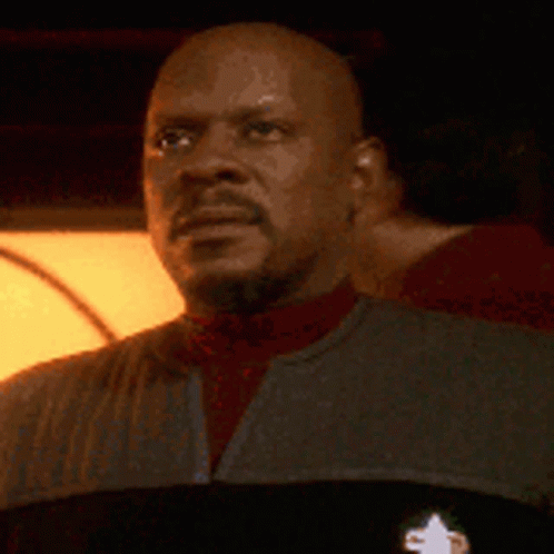 deep-space-nine-sisko.gif
