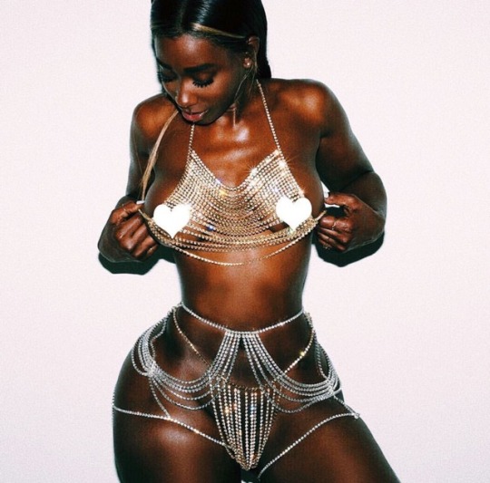 tumblr_ouy457xBUL1s596apo1_540.jpg