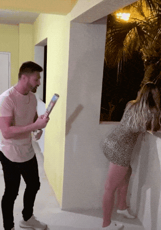 52d3158ecdf8d54863592347d9e86dd4.gif