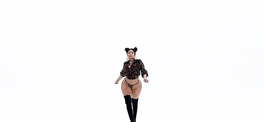 tumblr_p731rpn0Uo1tsxirao1_540.gif