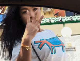 tumblr_pew82wYtdE1u38j9u_400.gifv