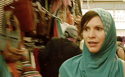 tumblr_mb8fmtWV0H1ru0uqao1_r4_250.gif