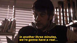tumblr_oqust70eou1tu4c7to8_r1_400.gif