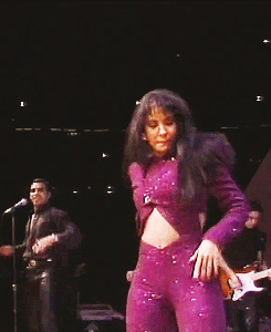 tumblr_nbgb3vrJ8u1rx3y5ho1_250.gif