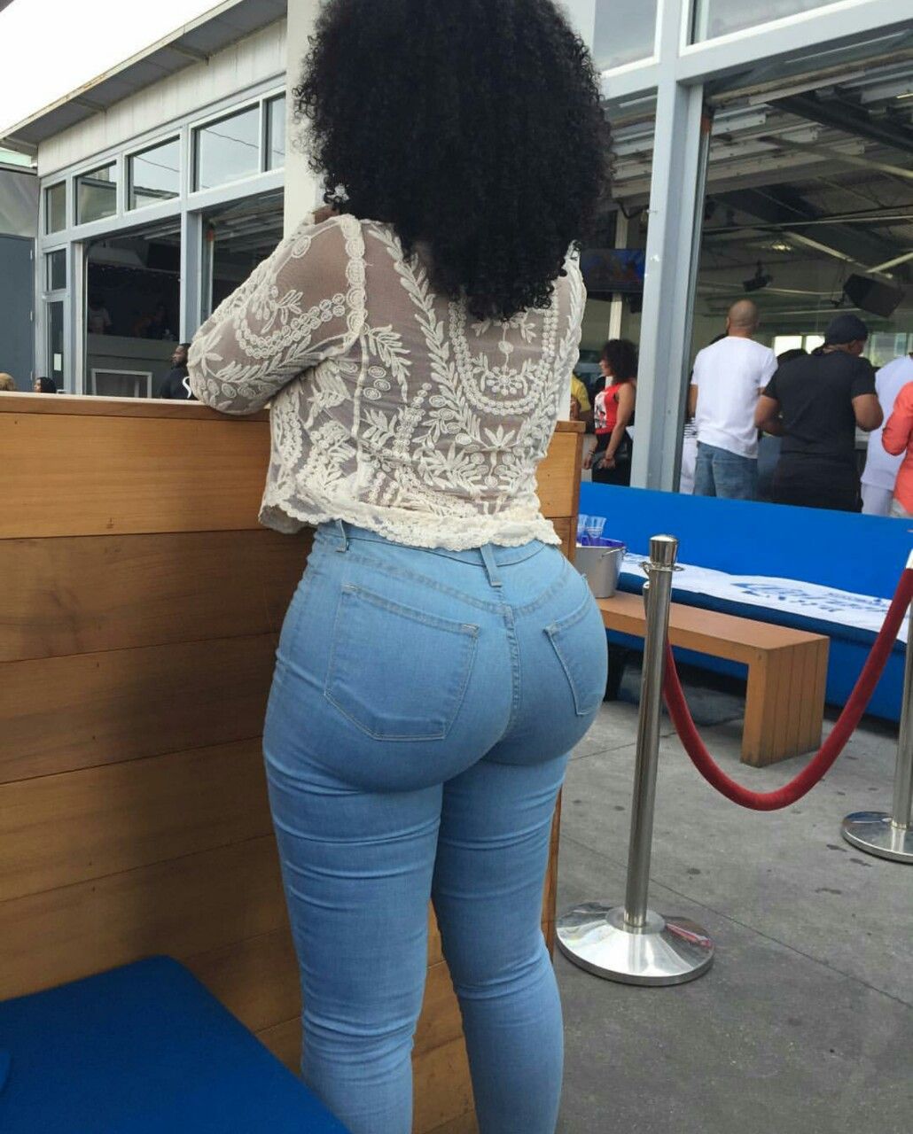 22d76eb8d976e443d7415e2f0daa5b34.jpg