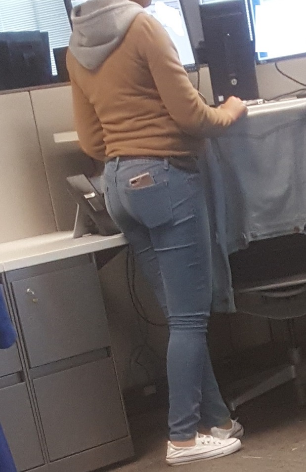 5b9344613482083.jpg