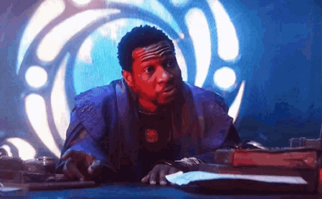 tenor.gif