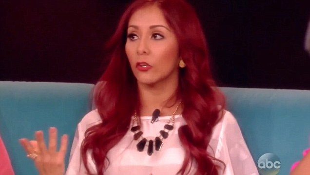 video-undefined-1B165FAB00000578-203_636x358.jpg