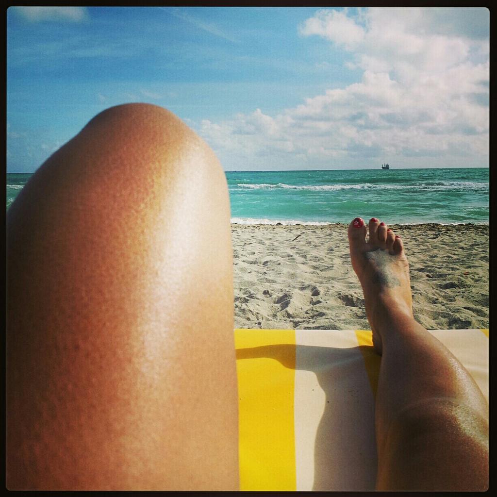 Jasmin-St.-Claire-Feet-1055968.jpg