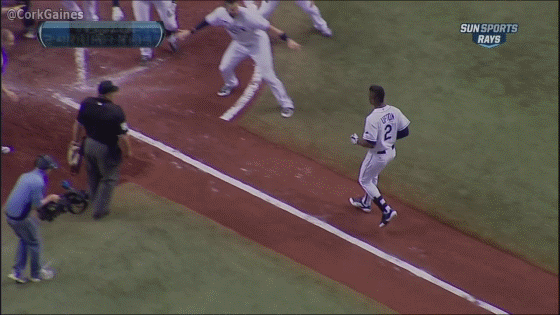 8007958137_f61db37b16_o.gif