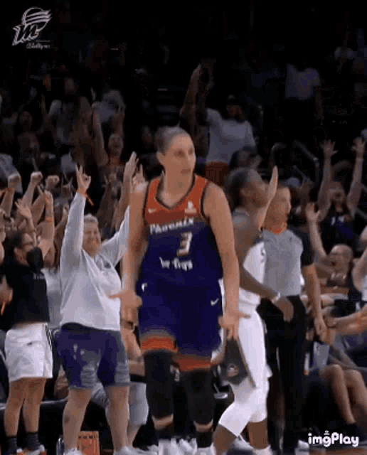 diana-taurasi-phoenix-mercury.gif