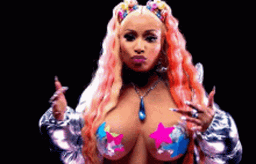 nikki-minaj-boobs.gif