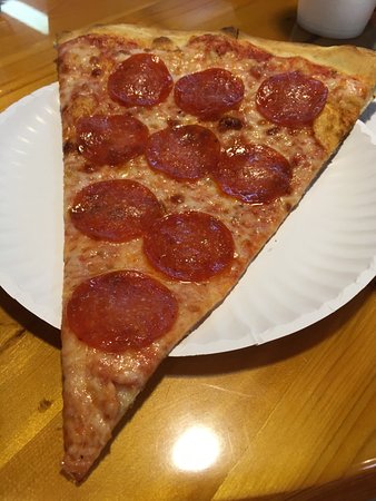 pepperoni-pizza-slice.jpg