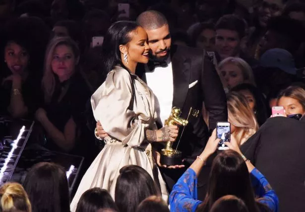 Drake-and-Rihanna.jpg