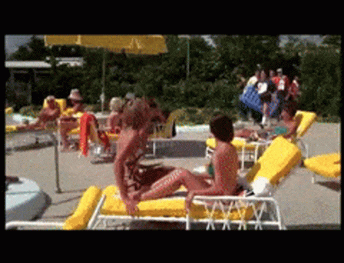 caddyshack-pool.gif