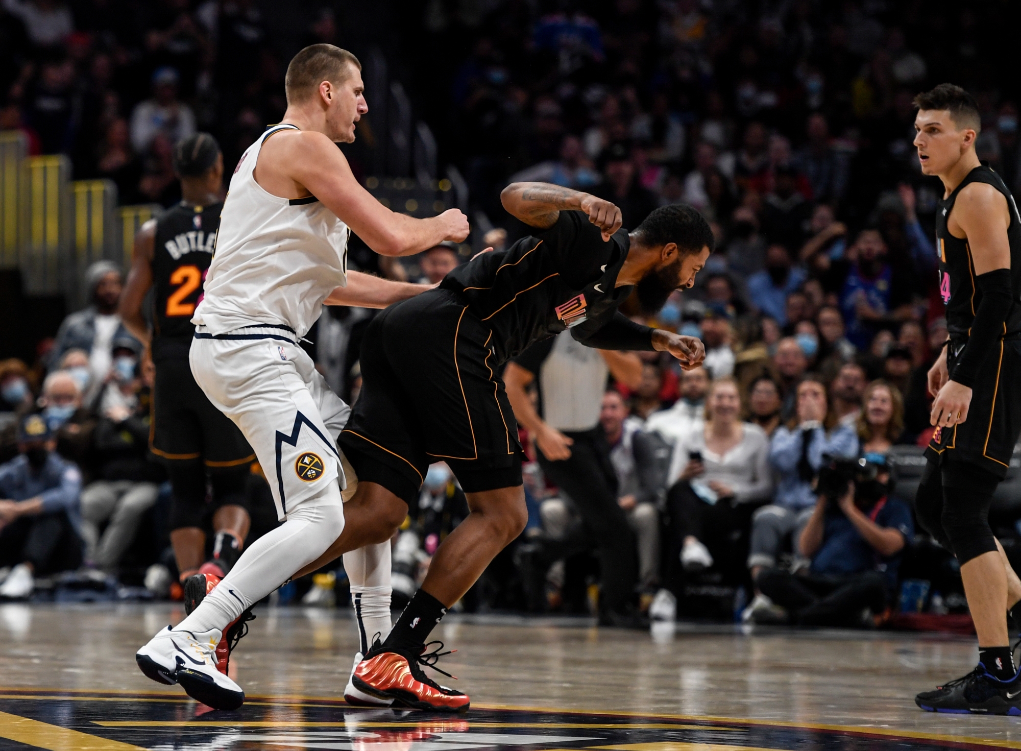 TDP-L-NUGGETS-HEAT-_ADO9971x.jpg