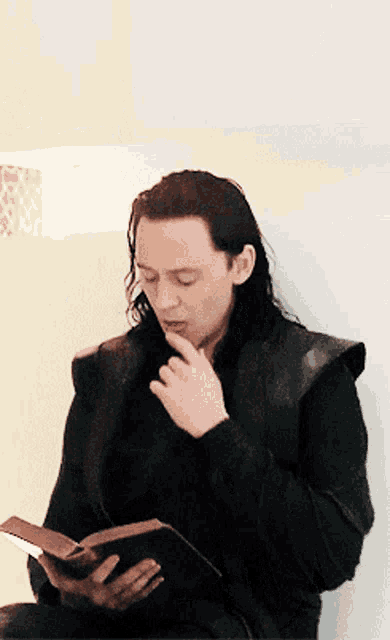 tenor.gif