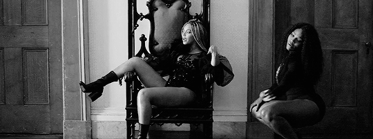 tumblr_o64aiuEVmP1r0t83jo1_r1_540.gif