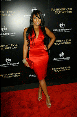 Ashanti_dress.gif