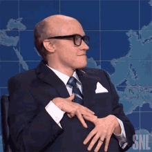 glance-rudy-giuliani.gif