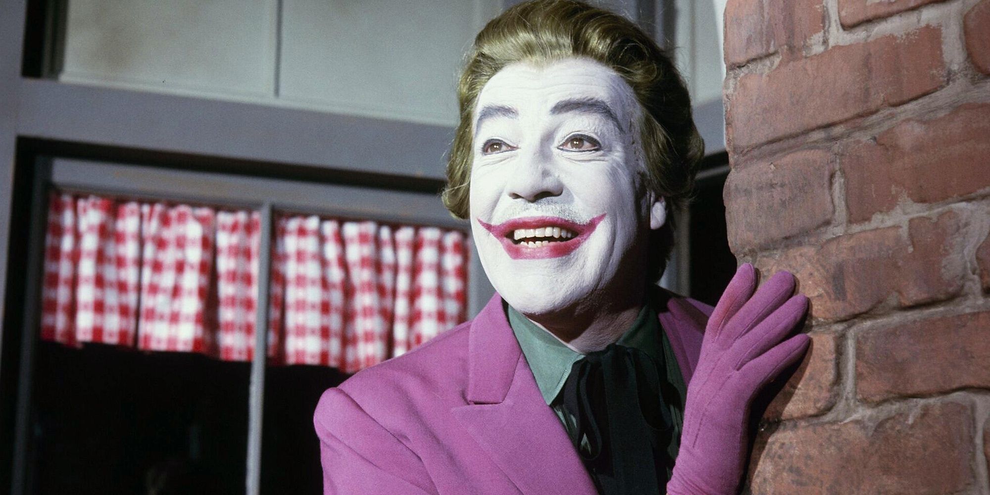 cesar-romero-joker-Cropped.jpg