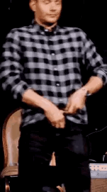 43f42d2433a19256188640aa9f932737.gif