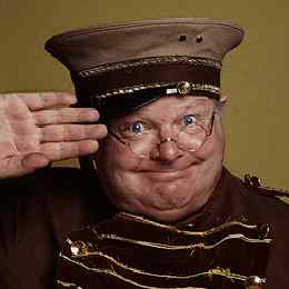 benny_hill1.jpg