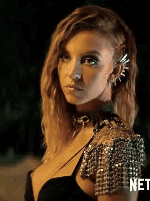 sydney-sweeney-night-teeth.gif