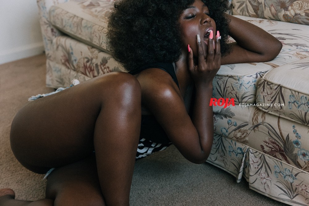 Amara-La-Negra-Feet-3302256.jpg