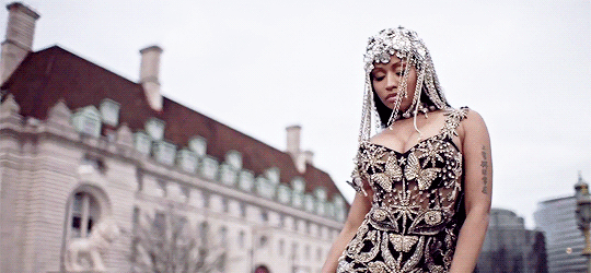 tumblr_oova8uvICx1ua01u0o3_540.gif
