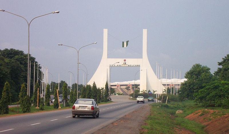 800px-Abuja_gate.jpg