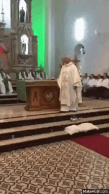 tenor.gif