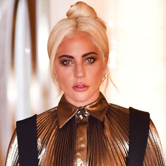 06-lady-gaga.w330.h330.jpg