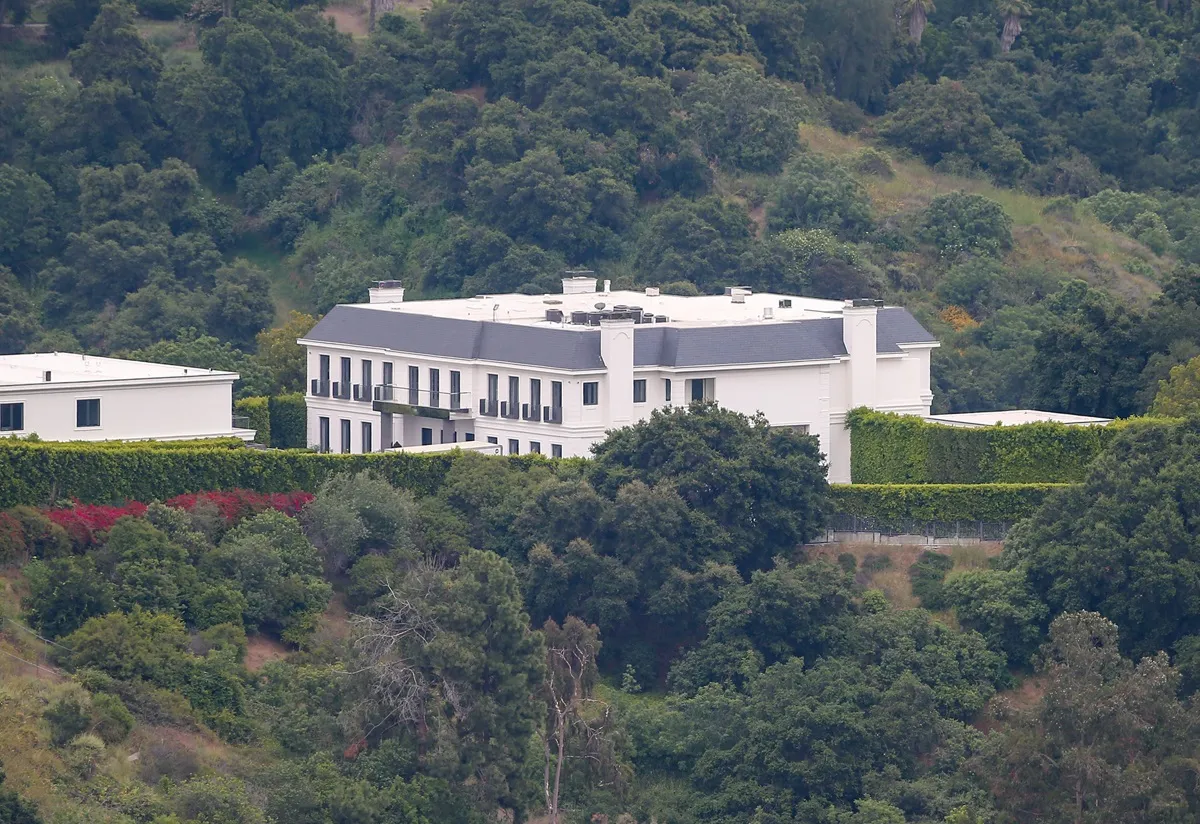 Jennifer-Lopez-and-Ben-Affleck-house.webp