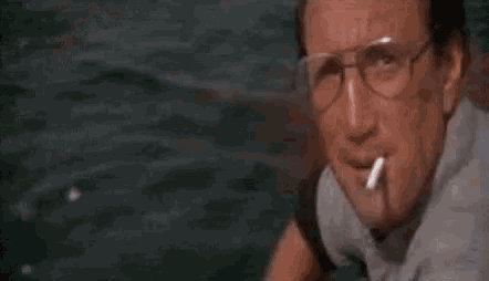 jaws-samuel-jackson.gif