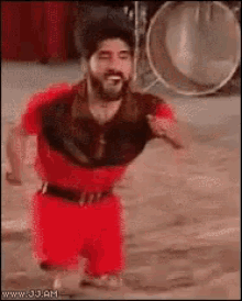 midget-strutting.gif