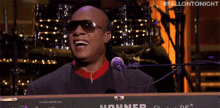 stevie-wonder-piano.gif