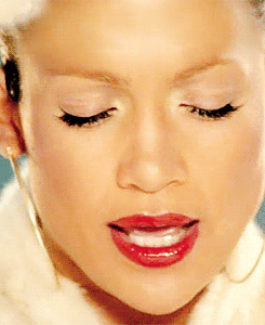tumblr_n1dzm818h91s47ajco2_r1_250.gif