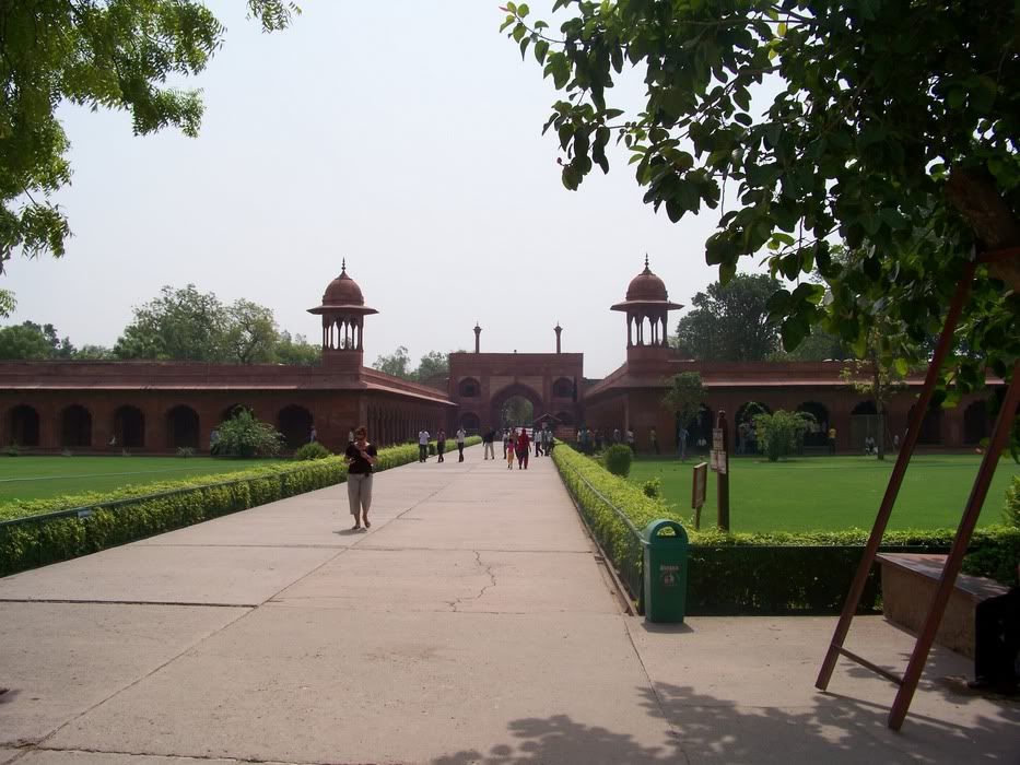 TajMahal02.jpg