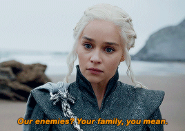 tumblr_ouatbp8GAy1qmoy4io5_r1_400.gif
