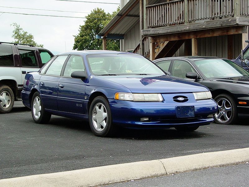 1992-1995%20Ford%20Taurus%20SHO.jpg