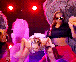 tumblr_ms5uulSrUj1rome1po5_250.gif