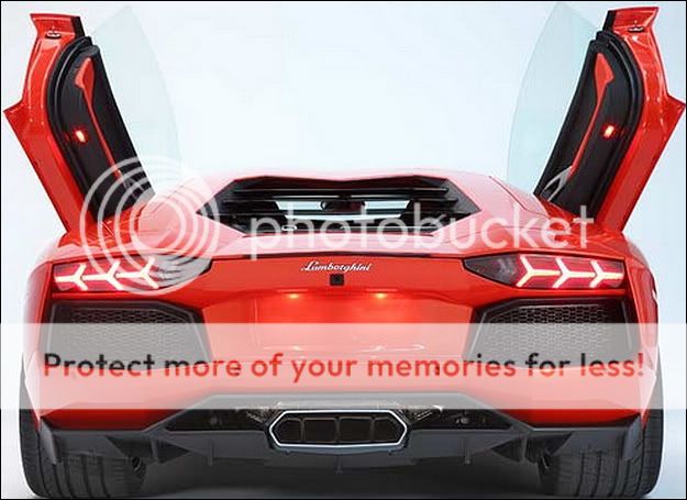 aventador-rear.jpg