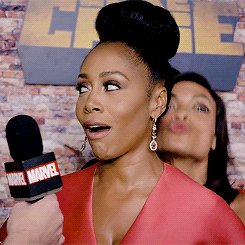 tumblr_ofbjv9kOuh1uqfsrjo5_r1_250.gif