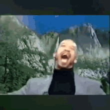 https://media.tenor.com/K4Sf20KuCwwAAAAM/newyearnewme-newyear.gif