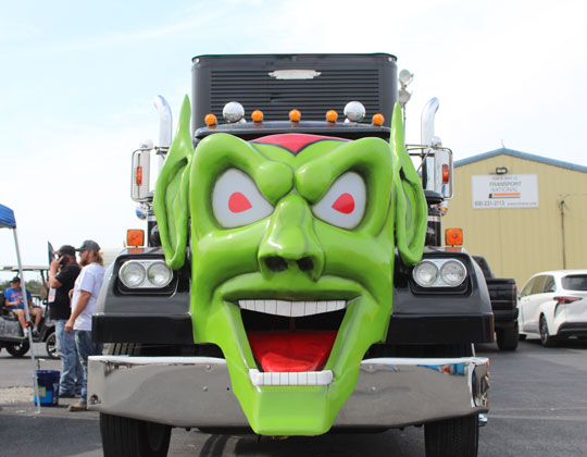 211029-Maximum-Overdrive-truck.jpg