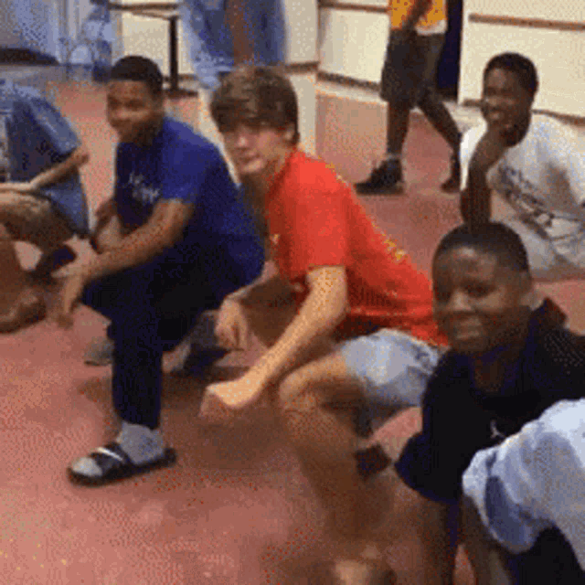 nupe-shimmy.gif
