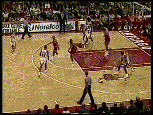 michaeljordan57pts10ast.gif