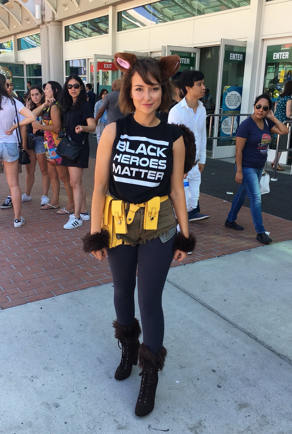 1118full-milana-vayntrub.jpg