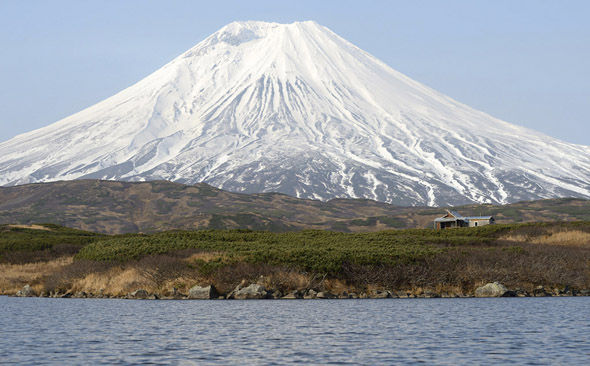 kambalny-volcano-880276.jpg